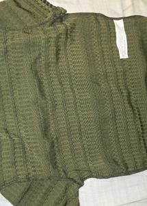 ZARA Green &amp; Black Geometric Pattern Top