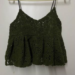 Chic Green Lace Crop Top
