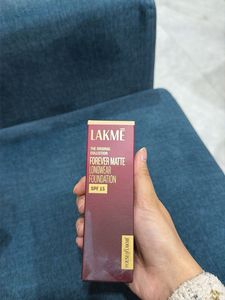 Lakme Forever Matte Foundation