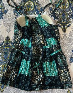 women padded sleeveless short kurti