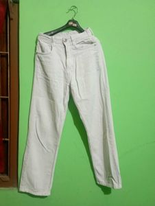 WHITE BAGGY JEAN👖