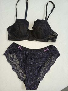 Lace Bra and Panty Set