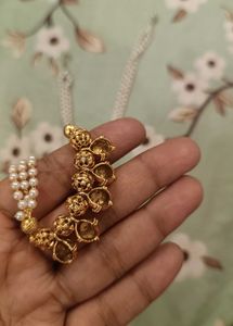 haram with white pearls