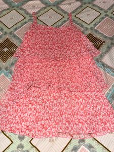 Pink sleeveless strip floral top