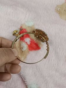 Exquisite Vintage-Inspired Rhinestone Ring and Bra