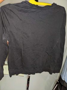 Black Graphic Sweatshirt