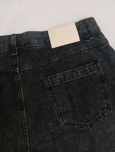Black Knee-Length Denim Shorts