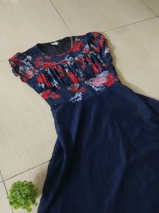 BEAUTIFUL GOWN!!...In Very Good Condition...!!