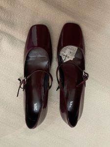 Chic Mary Jane Heels