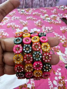✨🌸 Beautiful Multicolour Stone Bangle Set 🌸
