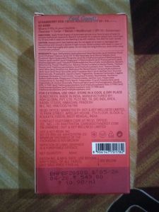 DOT &amp; KEY Strawberry Dew Tinted Sunscreen