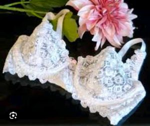 very sexy floral embroidery bra with brief