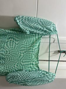 Green &amp; White Geometric Print Midi Dress