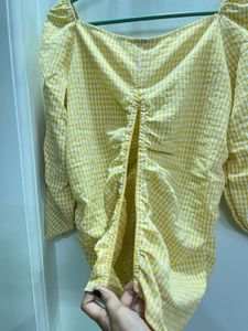 Cute Yellow Gingham Ruched Top