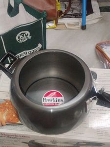 Hawkins Contura Pressure Cooker
