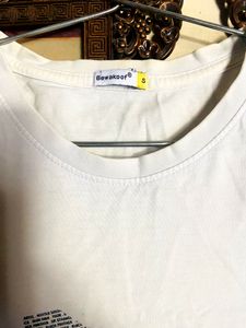 White Colour T-shirt From Marvel’s Collection Of Bewakoof.com……..Size Is S