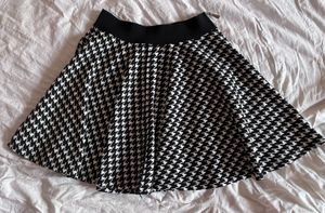 Houndstooth Mini Skirt