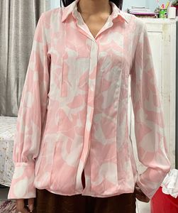 Chic Pink Floral Print Blouse