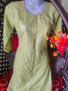 Pista Green Kurti