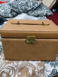 Elegant Jewelry Organizer Box with Mirror