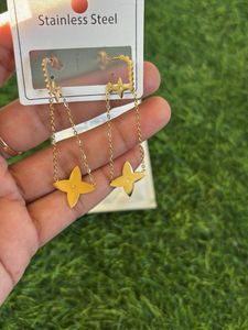 Elegant Star Drop Earrings
