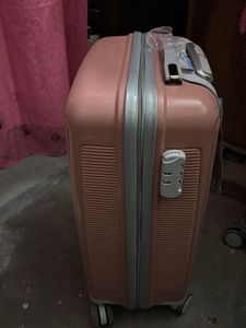 Stylish Rose Gold Travel Suitcase
