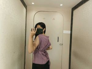 Elegant Women's Blouse