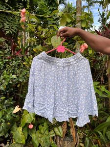 Cute Floral Print Shorts