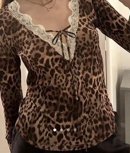 Bow Lace Trim V-Neck Top