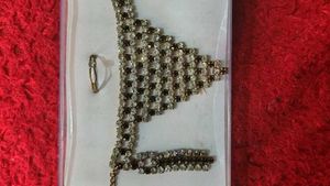 Stunning Rhinestone Necklace and Earring Set
