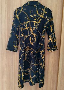 🖤👑 Luxury with the Royal Chain Print Shirt Dress