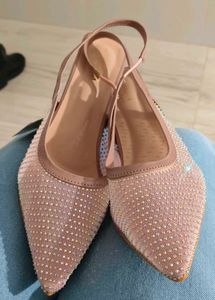 Sparkling pointed Pink Heels
