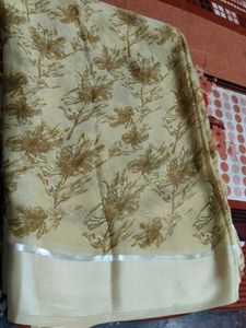Elegant Floral Print Saree
