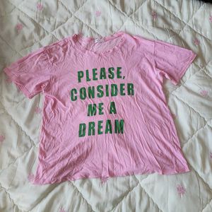 pink t-shirt 💖