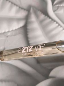 Carolina Herrera 212 VIP Rose Perfume