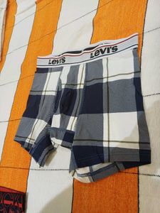 Checkered Print pack of jockey and Levis