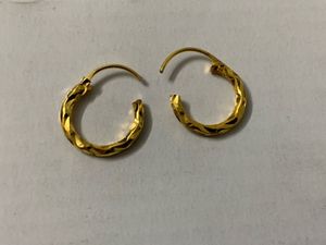 Classic Gold Toned Textured Baali Earrings