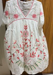 Max Embroidered White Summer Dress