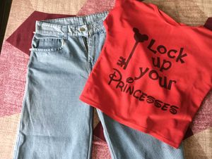 Light Wash Jeans & Graphic Tee Set