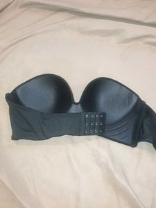 Black Strapless Bra