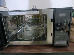 LG Microwave Oven