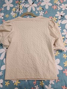 Textured Puff Sleeve Top
