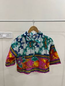 VIBRANT EMBELLISHED TROPICAL PRINT SHIRT