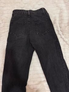 Vintage Dark Wash Wide-Leg Jeans