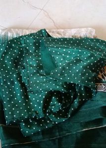 Elegant Paisley Print Saree