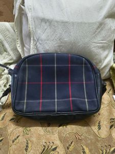 Vintage Burberry Crossbody bag (made in England)