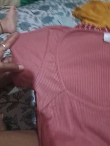 Ribbed Knit Cropped Top