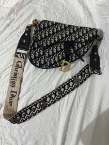 CHRISTIAN DIOR Bag 🩶
