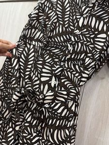 H&amp;M - Chic Leaf Print Midi Dress