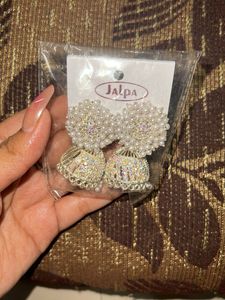 White pearl jhumka 🦢✨